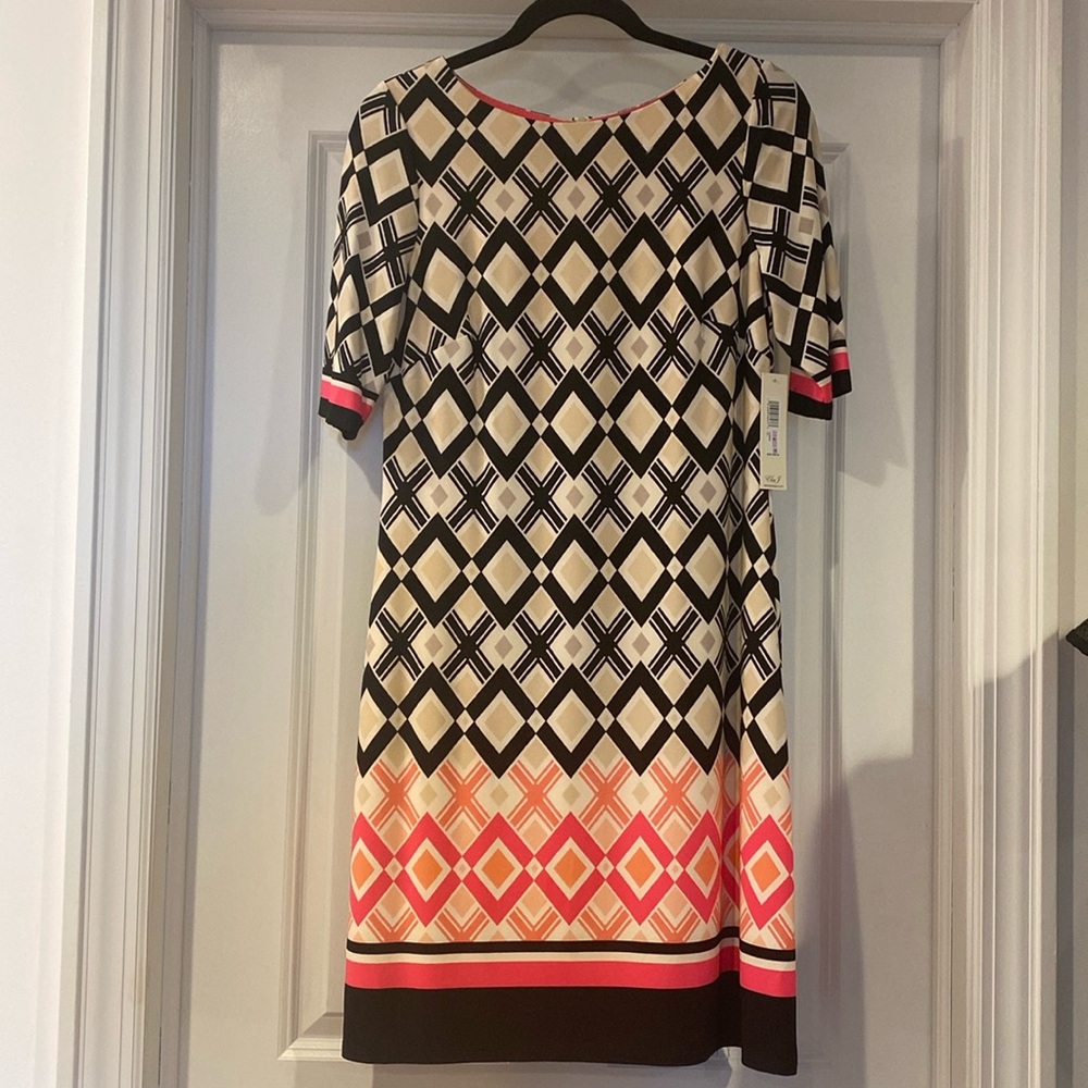 Eliza J Short Sleeve Shift Dress - Geometric
